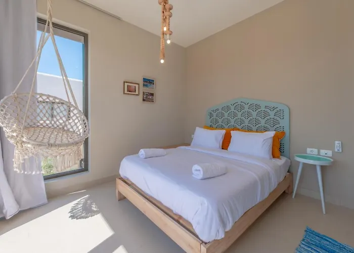 La Casa De Playa Tawila On Island 4Br Private With Heated Pool